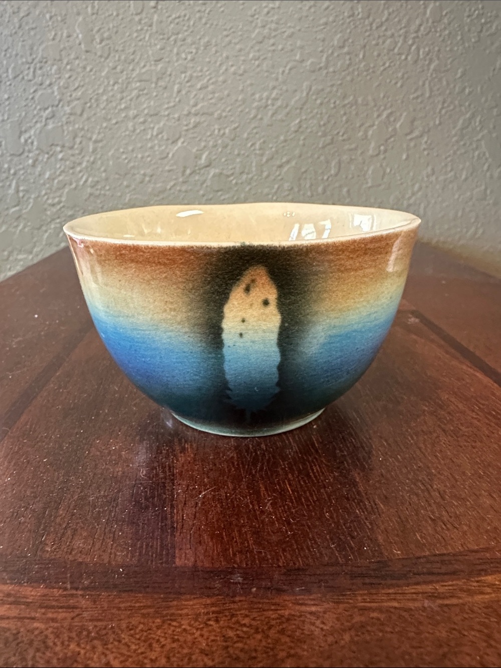 Vintage Yakima Nation Ceramic Art Pottery Feather Bowl Signed LT
